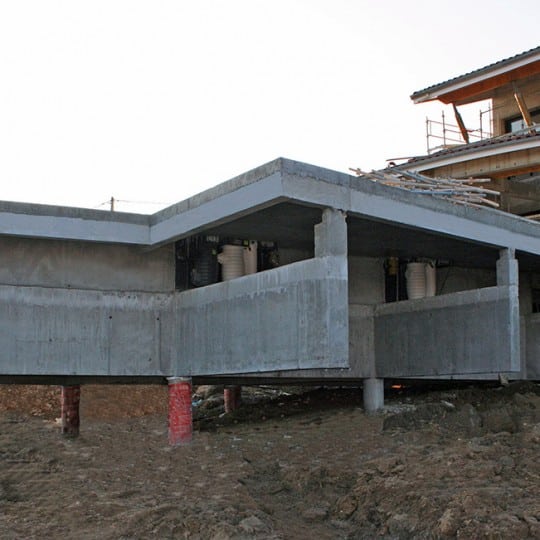 https://www.oliveira-sa.com/wp-content/uploads/2016/03/construction-piscine-sur-pieux-st-cyr-oliveira-sa-11-540x540.jpg