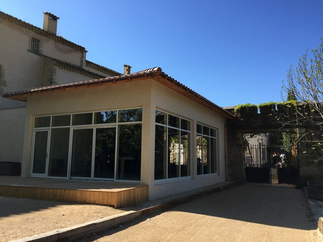 https://www.oliveira-sa.com/wp-content/uploads/2016/03/renovation-chateau-massillan-uchaux-oliveira-sa-16-e1457943311381.jpg